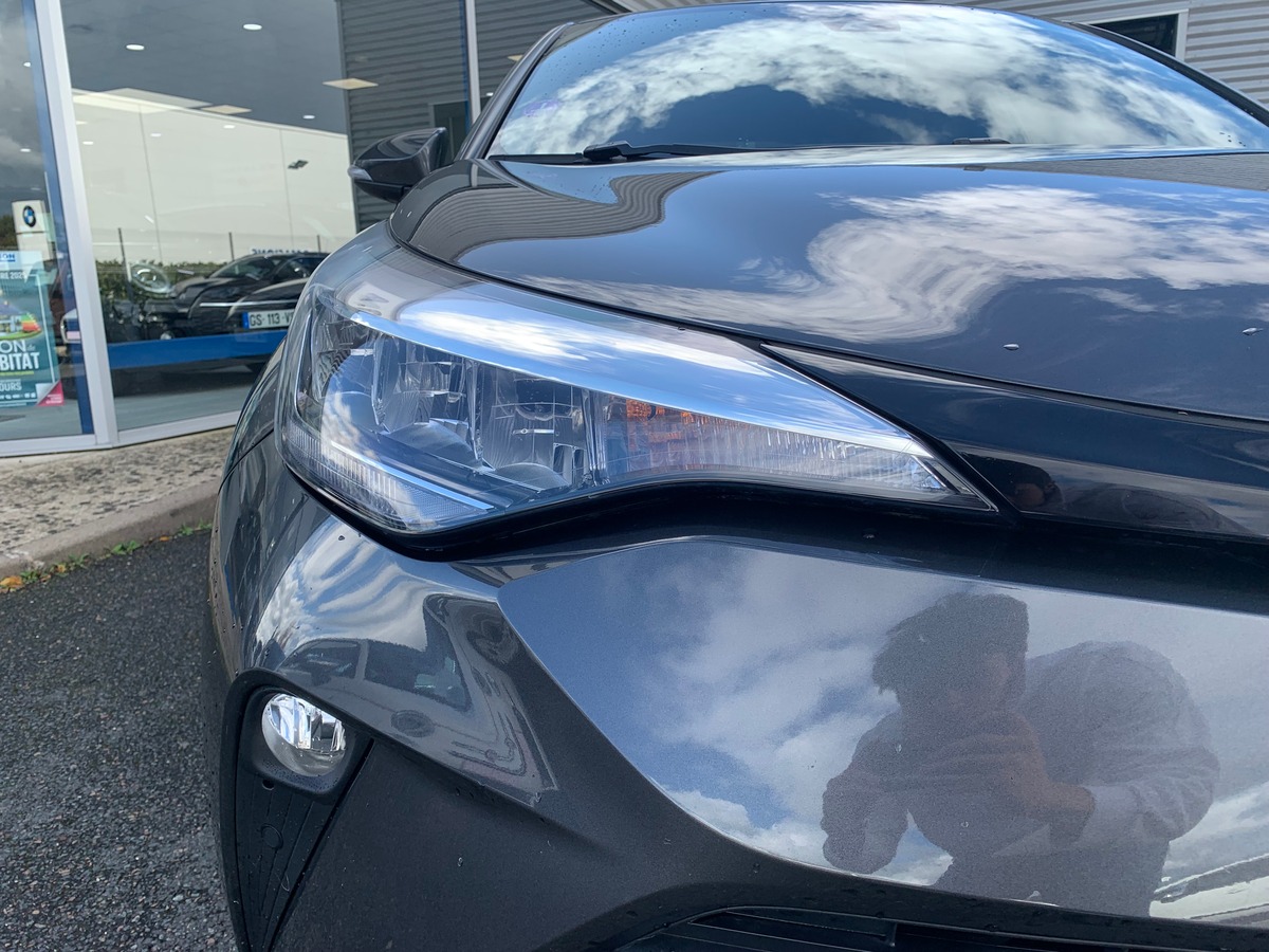 Toyota C-HR 184 ch | Attelage | GPS | Radio JBL | Caméra recul | Radar stationnement arriére, avant