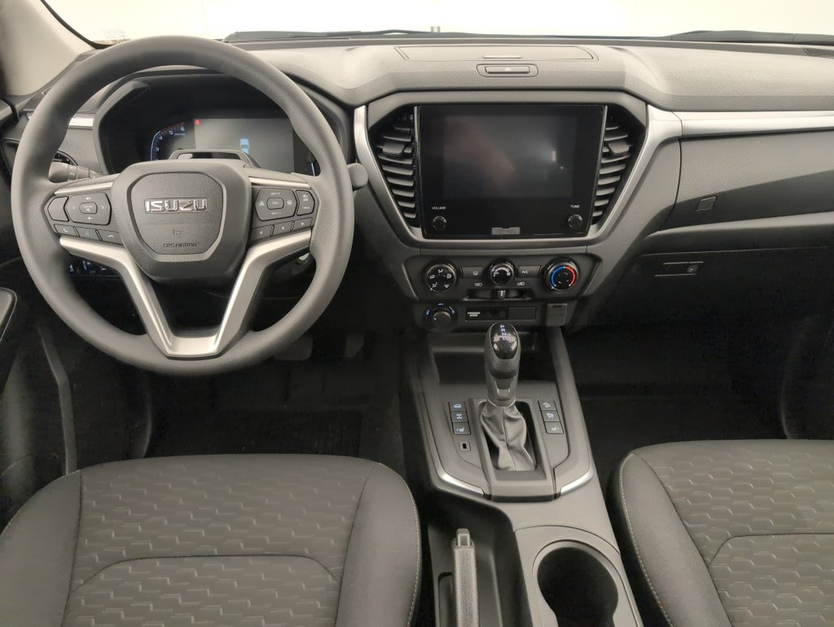 Isuzu D-max 163 ch | CREW CABINE A T EVOLUTION 4 places | Caméra de recul | Sièges avant chauffants