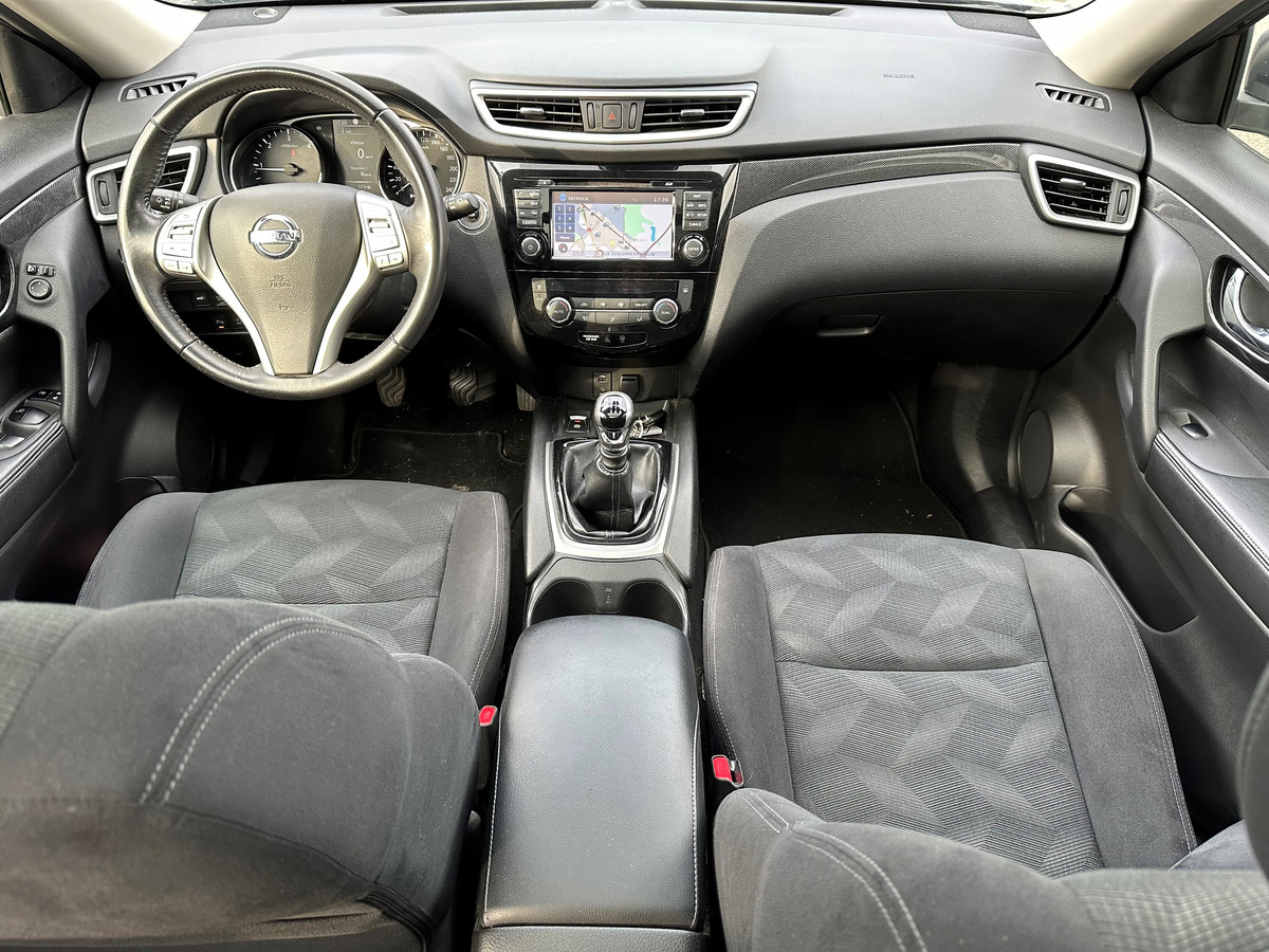 Nissan NISSAN X TRAIL 130 | N-Connecta 7 Places | Toit panoramique | Caméra 360 | Régulateur vitesse