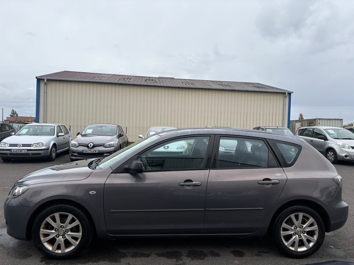 Mazda 3 1.6 mzcd 110cv 1ère main