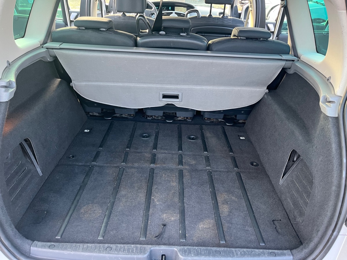 RENAULT Grand Scenic 2.0  dci