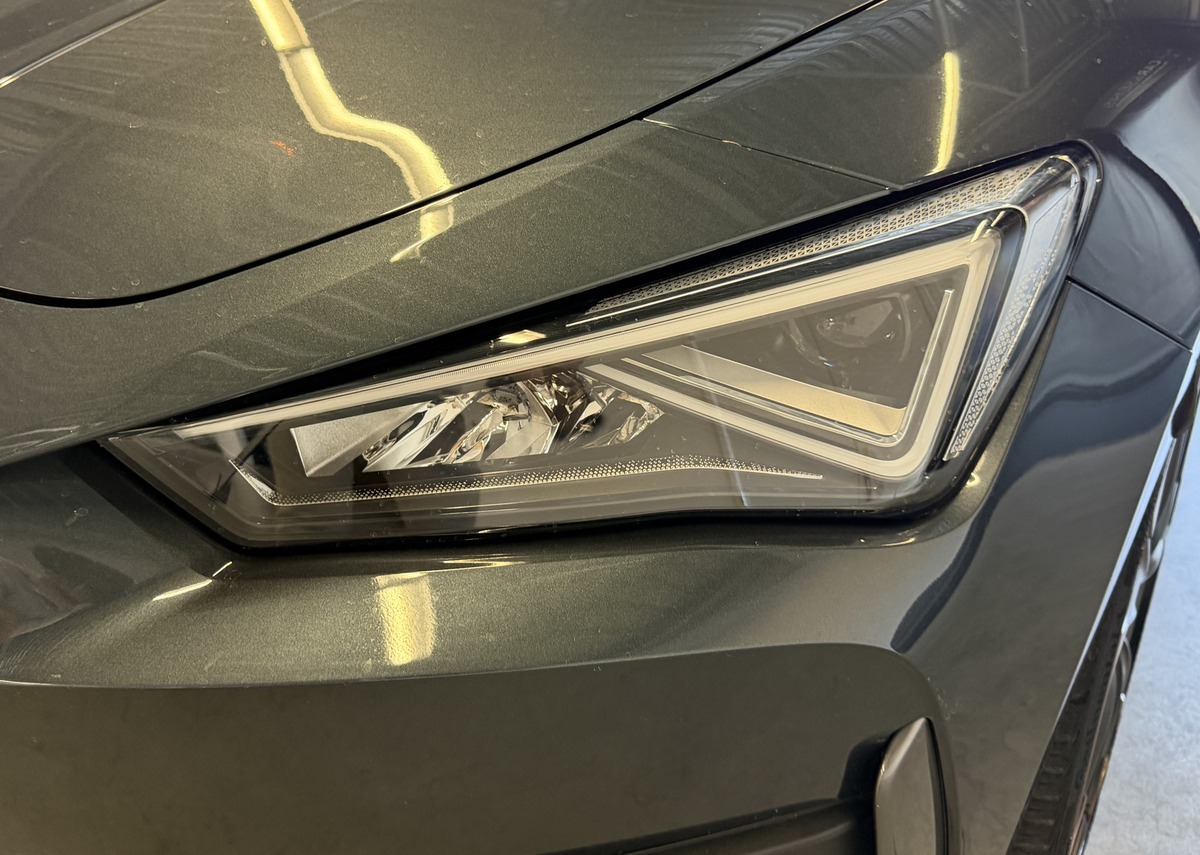 Cupra Leon 1.4 e-Hybrid 245ch VZ / Sièges chauffants / Mode de conduite / Apple CarPlay