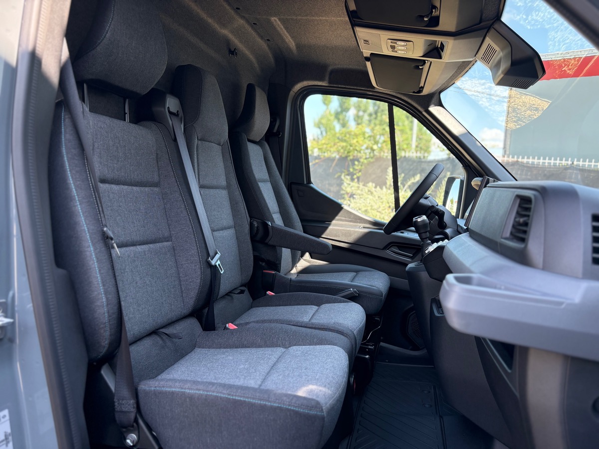 RENAULT Master L2H2 3T5 Blue dCi 150 EXTRA