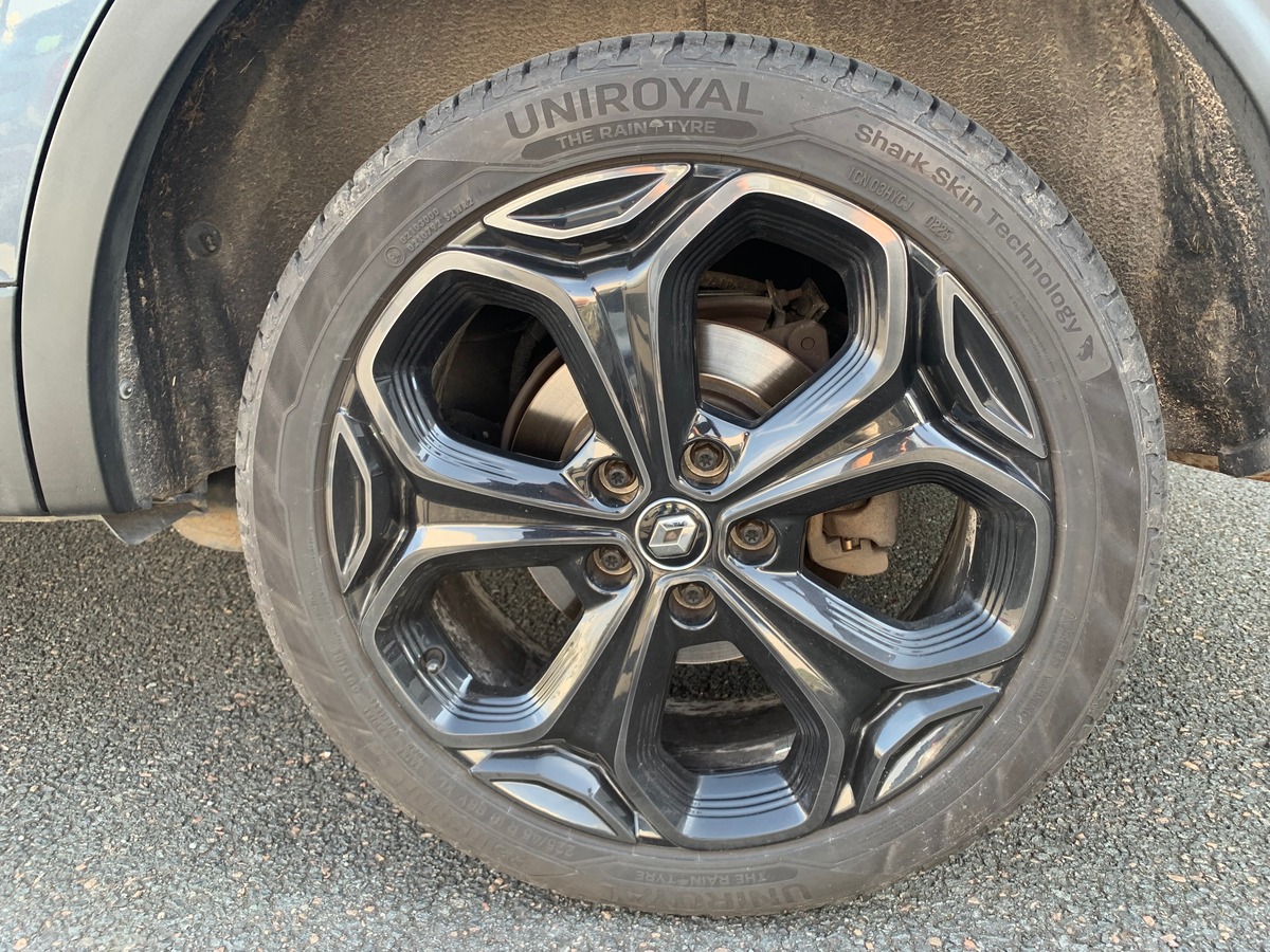 RENAULT Kadjar 150 ch | Black Edition SL | 4WD | Toit Panoramique | Caméra recul | Attelage | BOSE