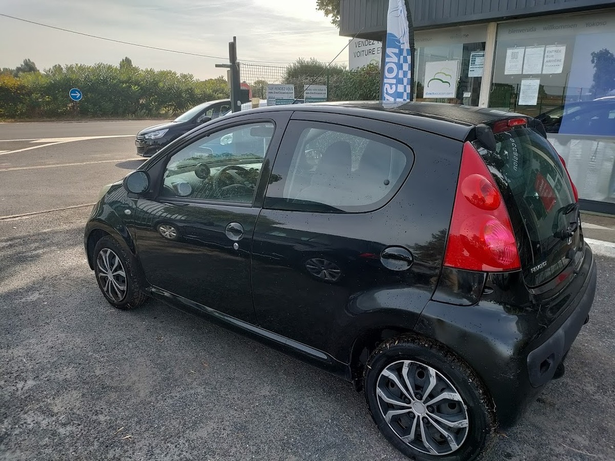 Peugeot 107 1.0 68 Trendy 5 PORTES