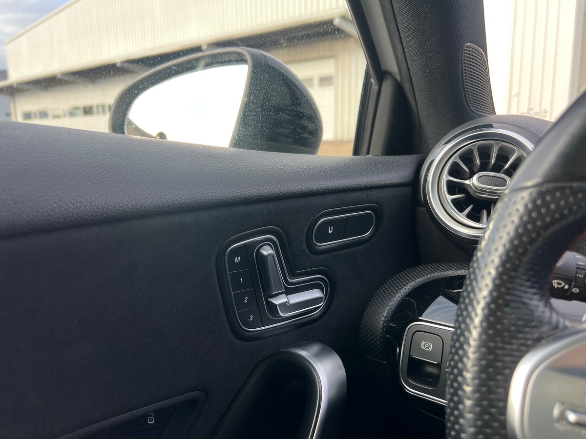 Mercedes-Benz Classe A 200d AMG LINE 150cv, SUIVI COMPLET, TOIT OUVRANT, CARPLAY, LED, MULTIBEAM