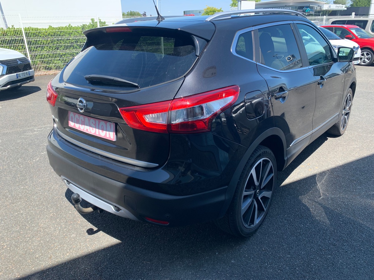 Nissan Qashqai 130 ch | Tekna | Toit panoramique | Caméra de recul | Régulateur vitesse | Attelage