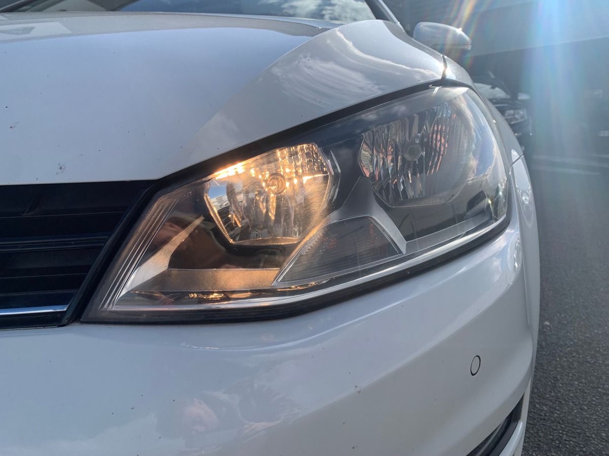 Volkswagen GOLF 7 105 ch | Confortline | Toit ouvrant | Régulateur de vitesse | Radar avant et arriére