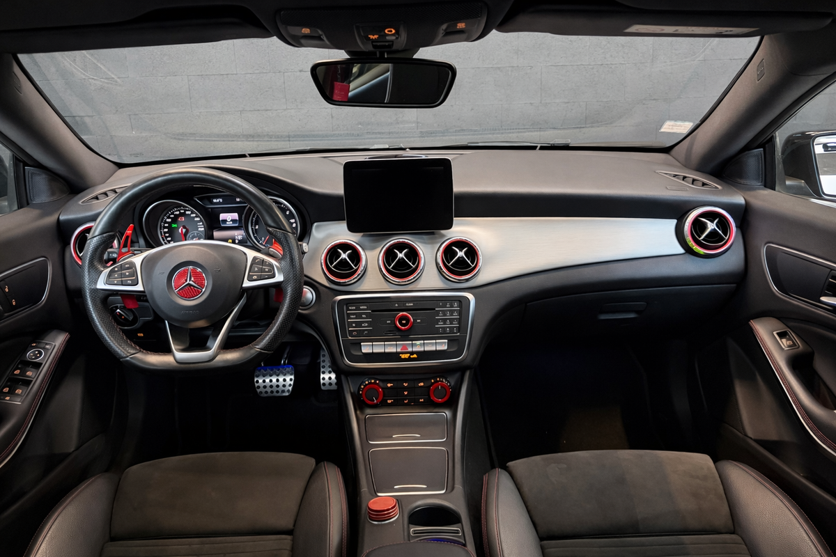 Mercedes Benz CLA Shooting Brake 220 d Fascination 7G-DCT