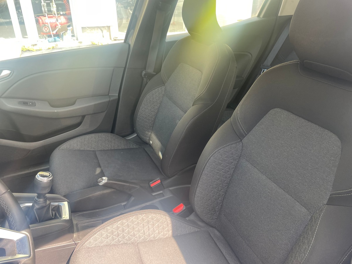 RENAULT Clio V 1.0 TCe 100 cv CARPLAY - CLIMATISATION - RADAR DE RECUL - REGULATEUR DE VITESSE