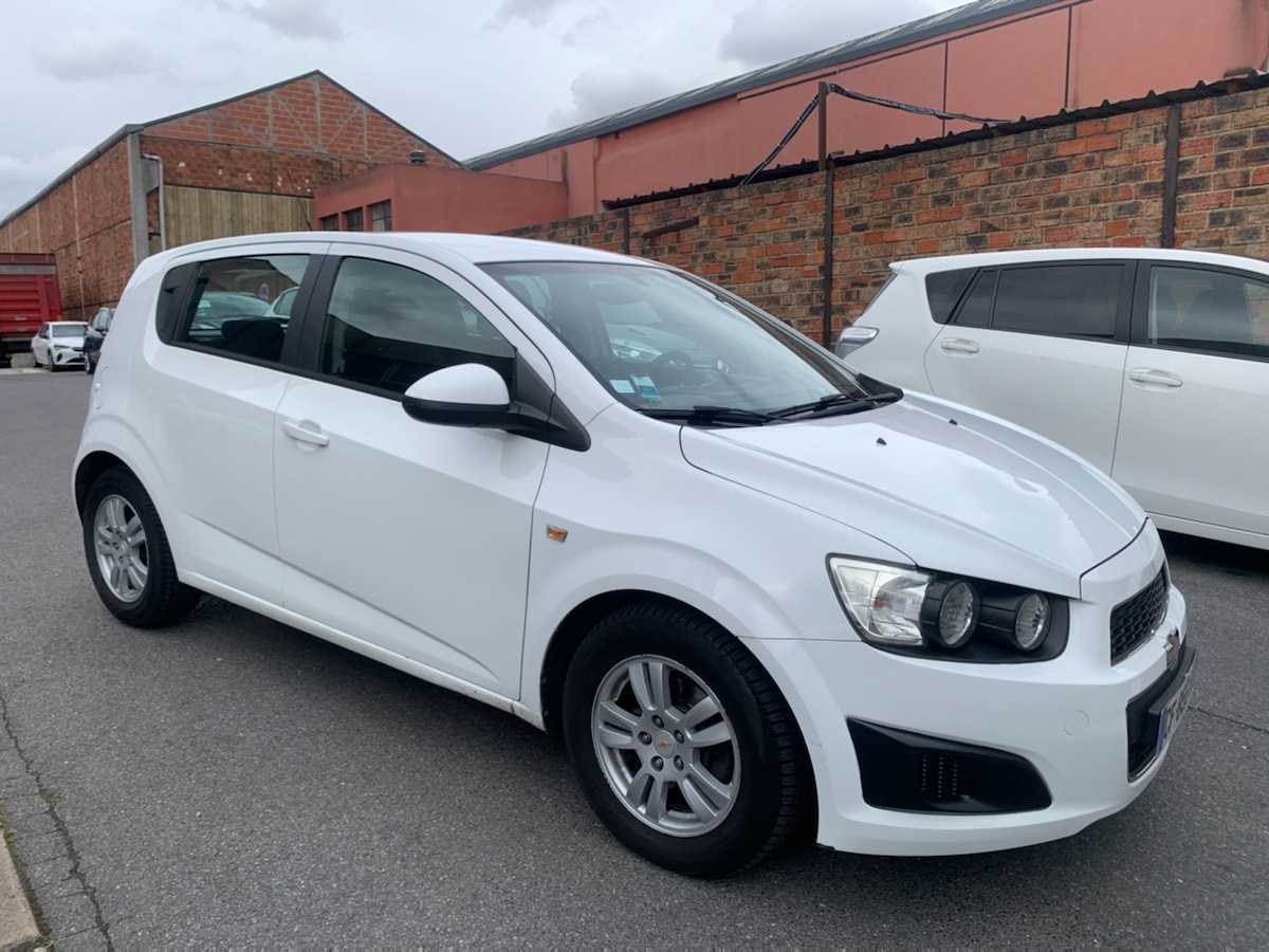 Chevrolet Aveo 1.3 VCDI 75 CV 4XCArte bleu