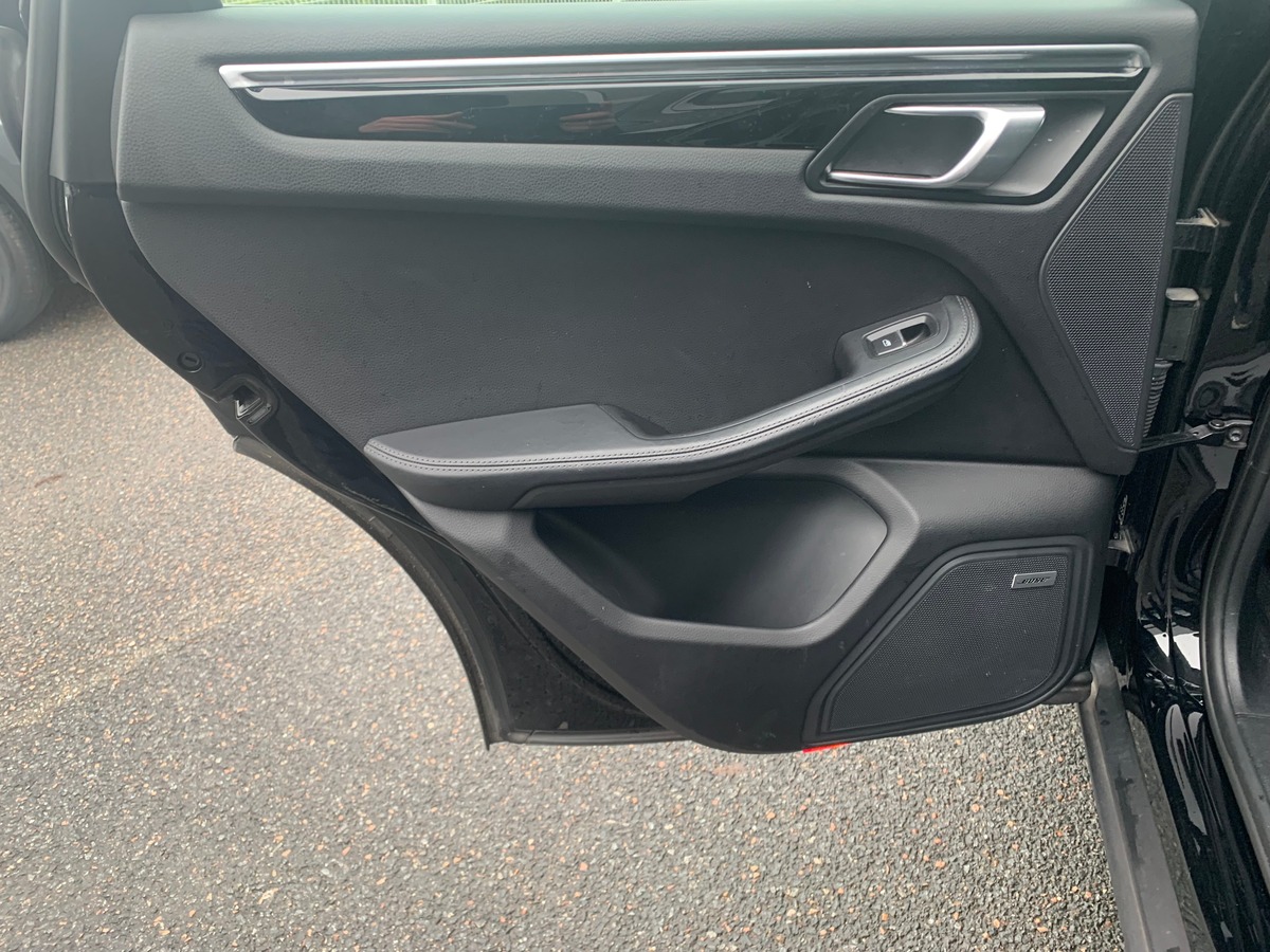 Porsche Macan 354 ch | S | Intérieur cuir | Toit ouvrant panoramique | GPS | Apple car play | Caméra