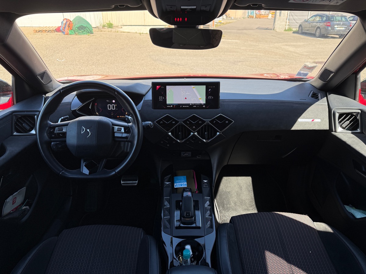 DS DS 3 CROSSBACK 130 BLUEHDI EAT8 PERFORMANCE LINE, SUIVI COMPLET, CARPLAY