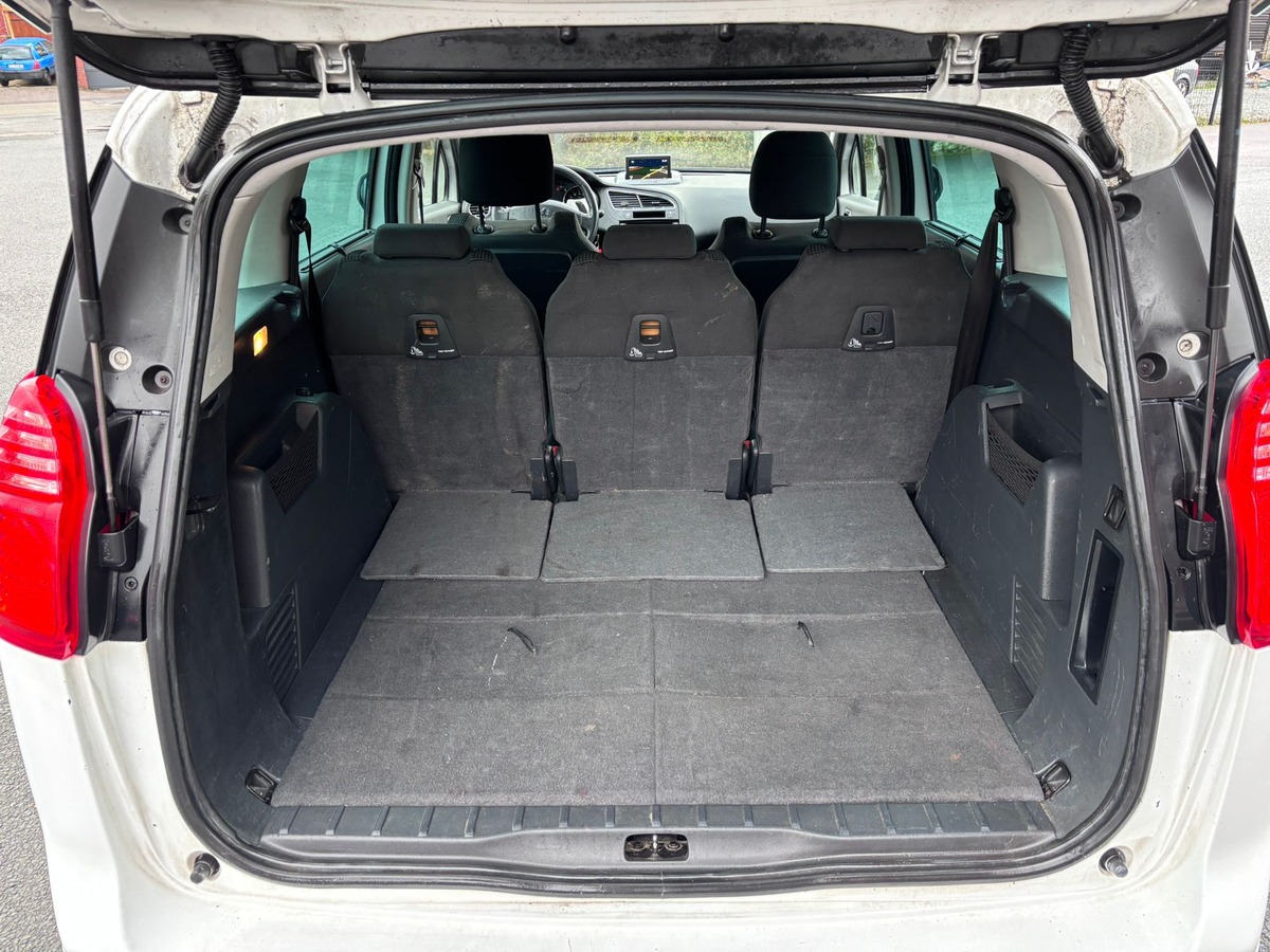 Peugeot 5008 1.6 e-HDi Business Pack - Révisé - Garantie