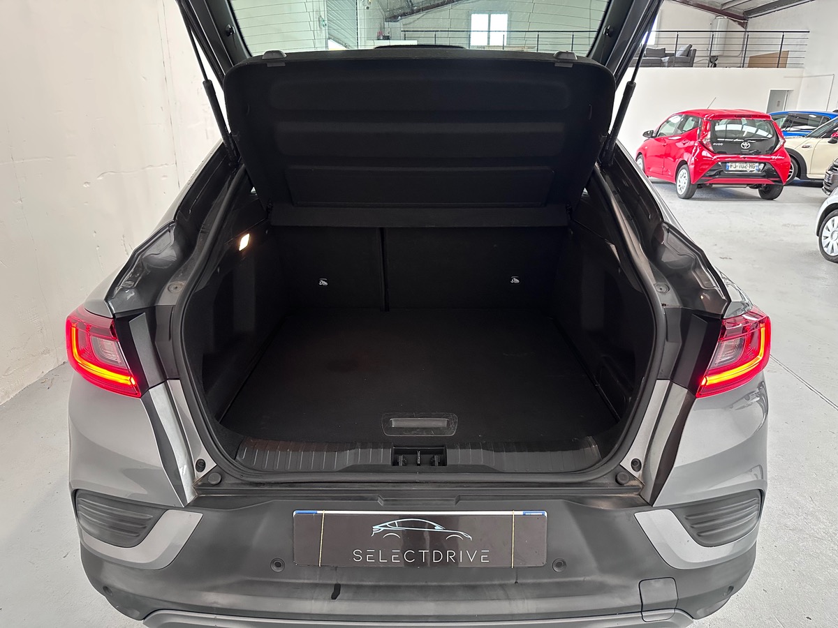 RENAULT Arkana E-Tech 145 - 22 Engineered