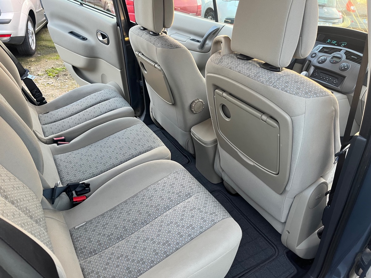 RENAULT Scenic 1.5 dci 105 79048 km