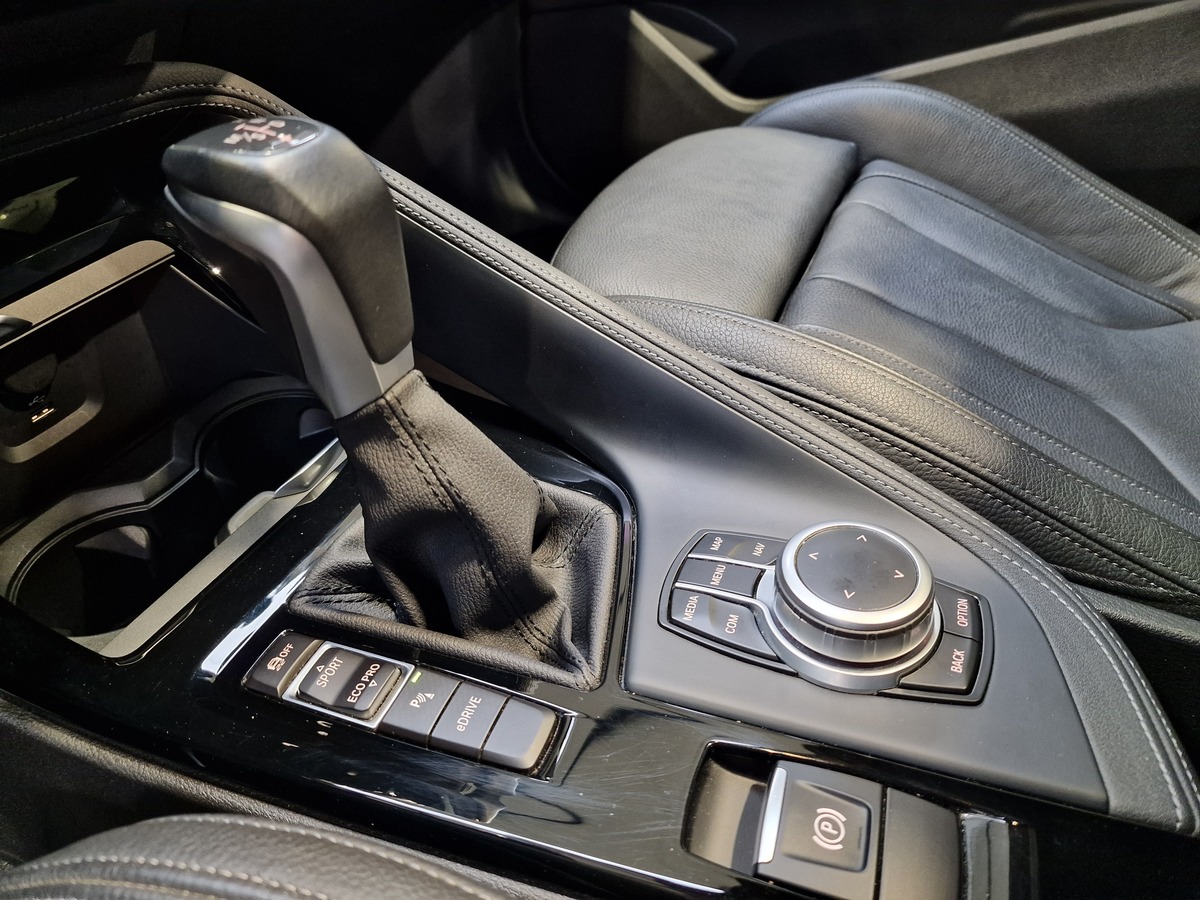 Bmw X2 25E XDRIVE 1.5 220 M SPORT
