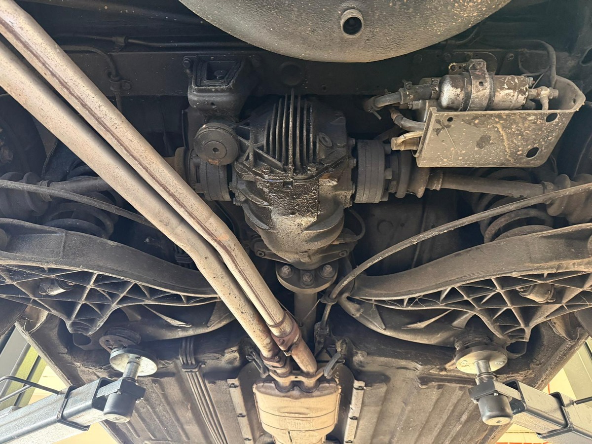 Mercedes-Benz Classe SL 560 v8 cabriolet w 107