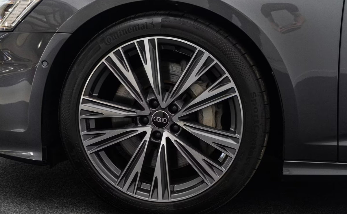 Audi A6 Avant 55 TFSI 340ch S line quattro S tronic 7/Caméra/Matrix/VO allemand/Malus 8700e