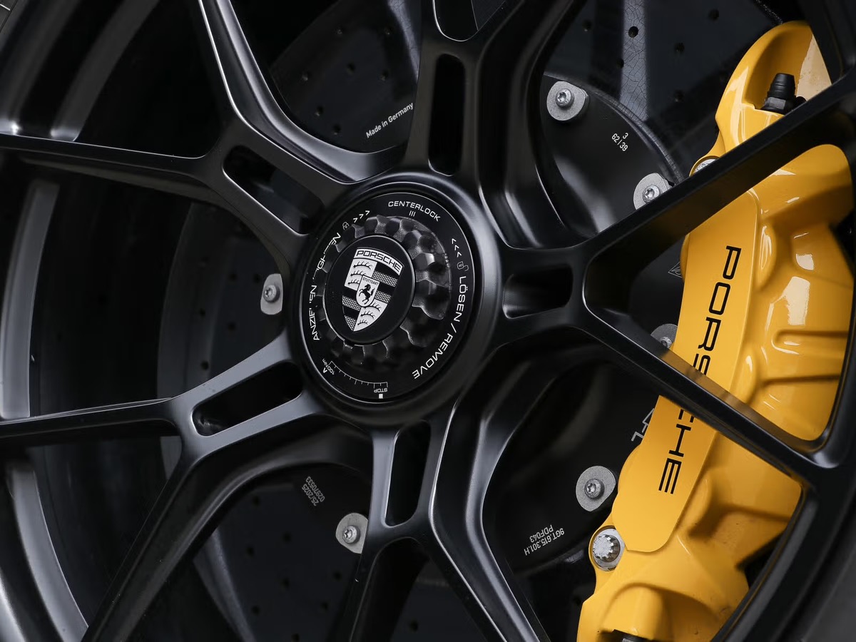 Porsche 911 GT3 Touring Pack 992.2 MALUS INCLUS