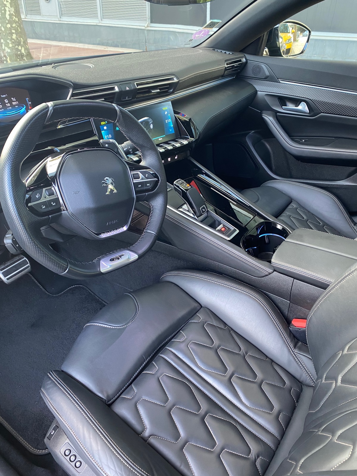 Peugeot 508 SW HYBRID 225 E-EAT 8 GT Presque Full