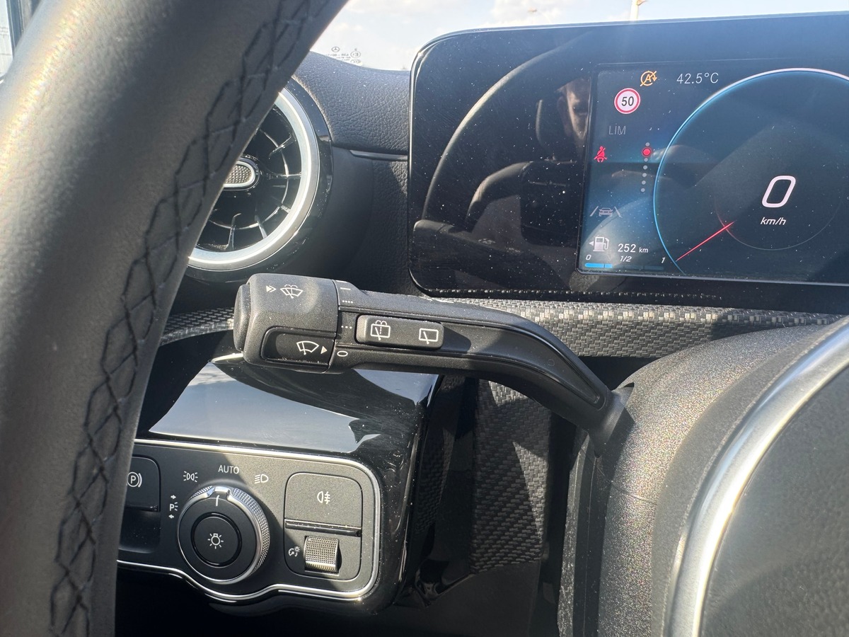 Mercedes-Benz Classe A 109 | Style Line | Caméra recul | Régulateur vitesse | Dynamic Select | MBUX