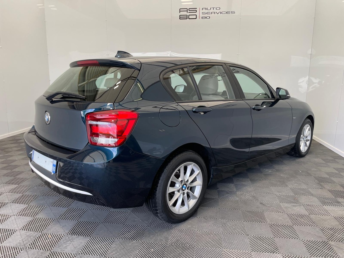 Bmw Série 1 116 i 136 cv URBAN   PREMIERE MAIN