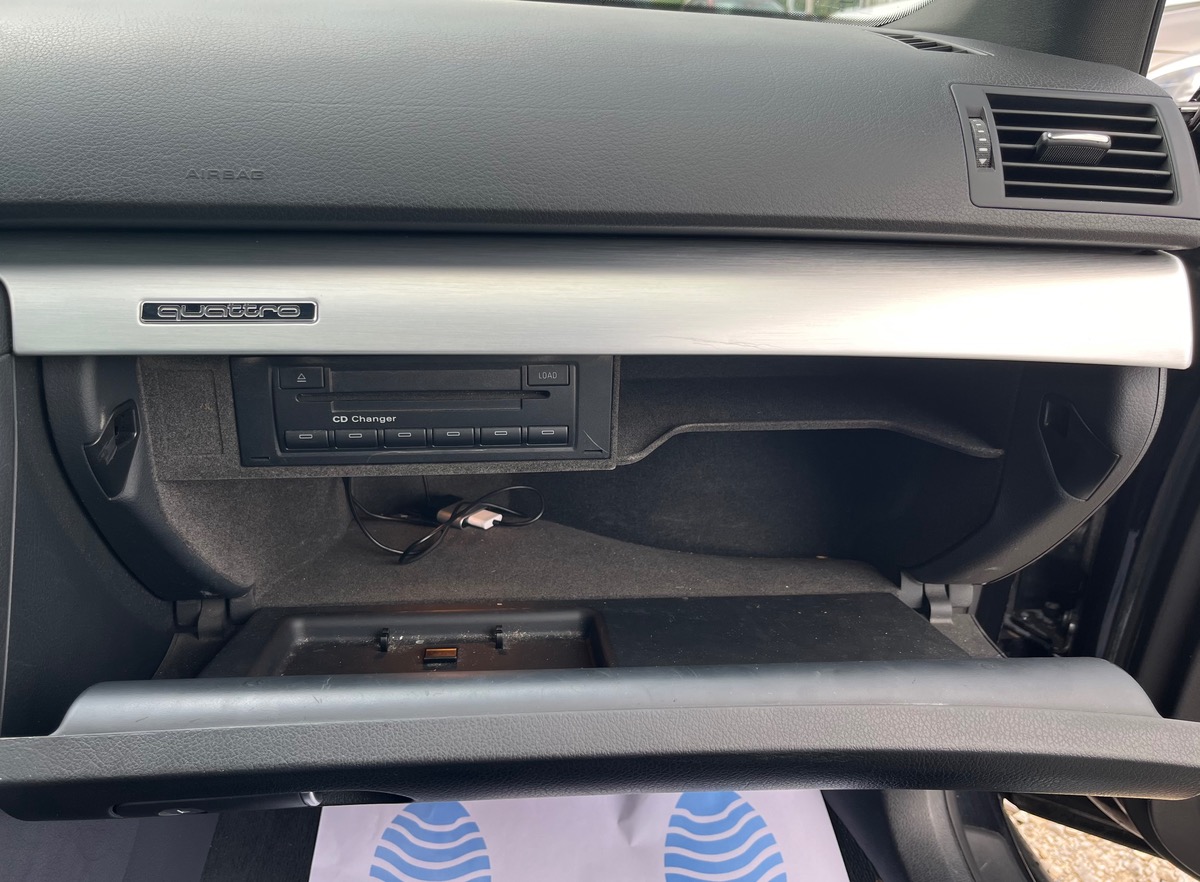 Audi S4 4.2 QUATTRO 344 CH FULL OPTIONS / CT OK /  FACTURES a 