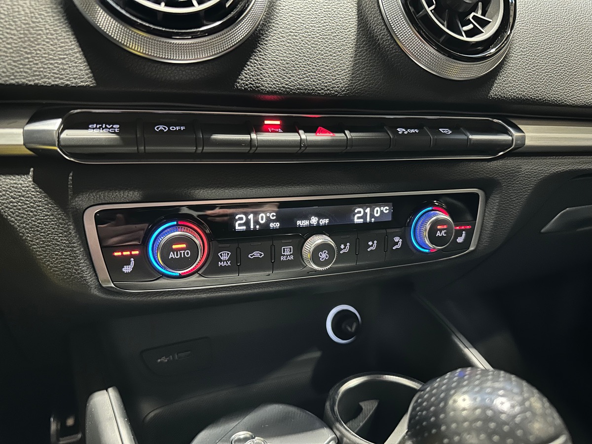 Audi A3 Berline III (2) 1.5 TFSI 150 S Line S Tronic 7 a
