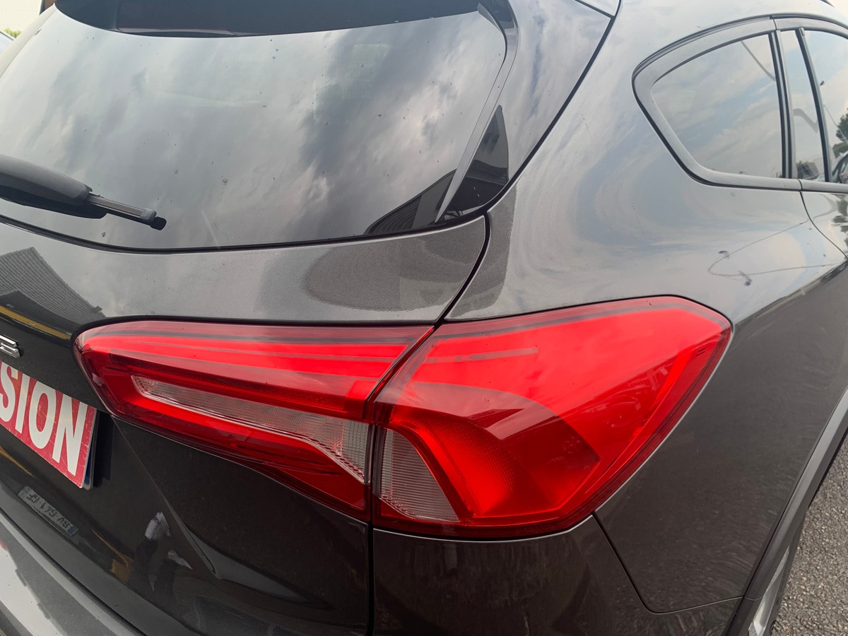 Ford FOCUS SW ACTIVE | ENTRETIENS CONSTRUCTEUR