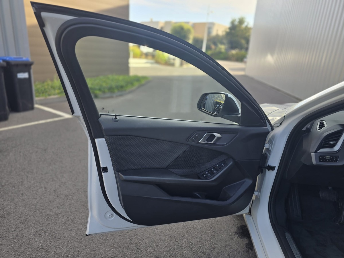 Bmw Série 1 118 dA 150cv Business Design "Première main et Suivi d'entretien" TVA Récupérable