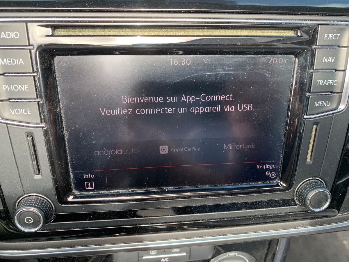 Volkswagen Coccinelle 105 ch | DENIM | GPS | Régulateur de vitesse | Écran tactile | Bluetooth
