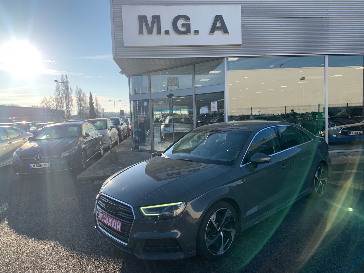 Audi A3 Berline 150 ch | Pack S-Line extérieur | Caméra recul | Clim automatique | Jantes Alu 18''