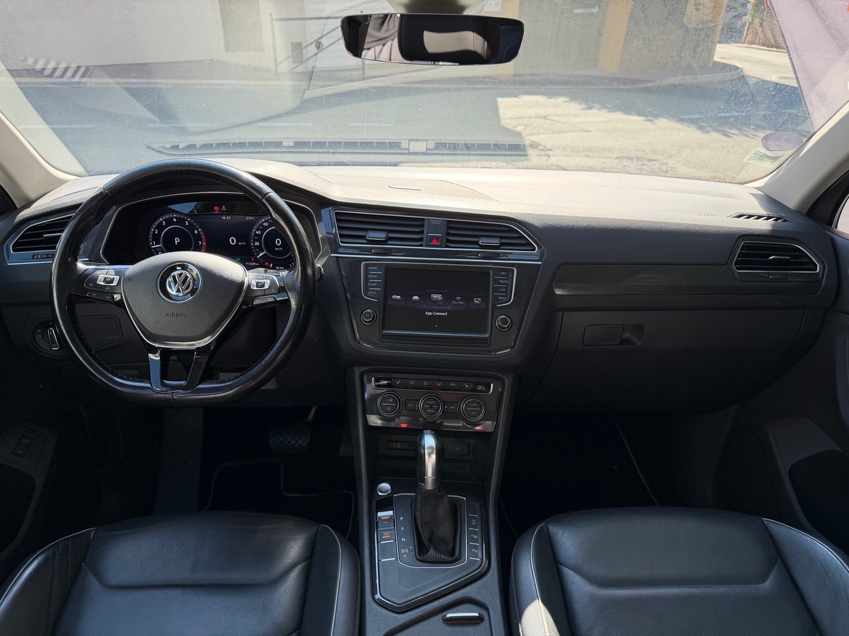 Volkswagen Tiguan 1.4 TSI 150 CV / Carat / Toit Ouvrant / Caméra /Virtual/  Voyant SOS