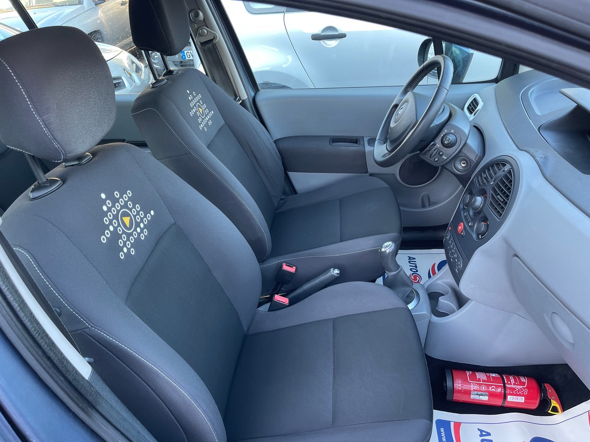 RENAULT Modus 1.2 16V 75 EXPRESSION 5P