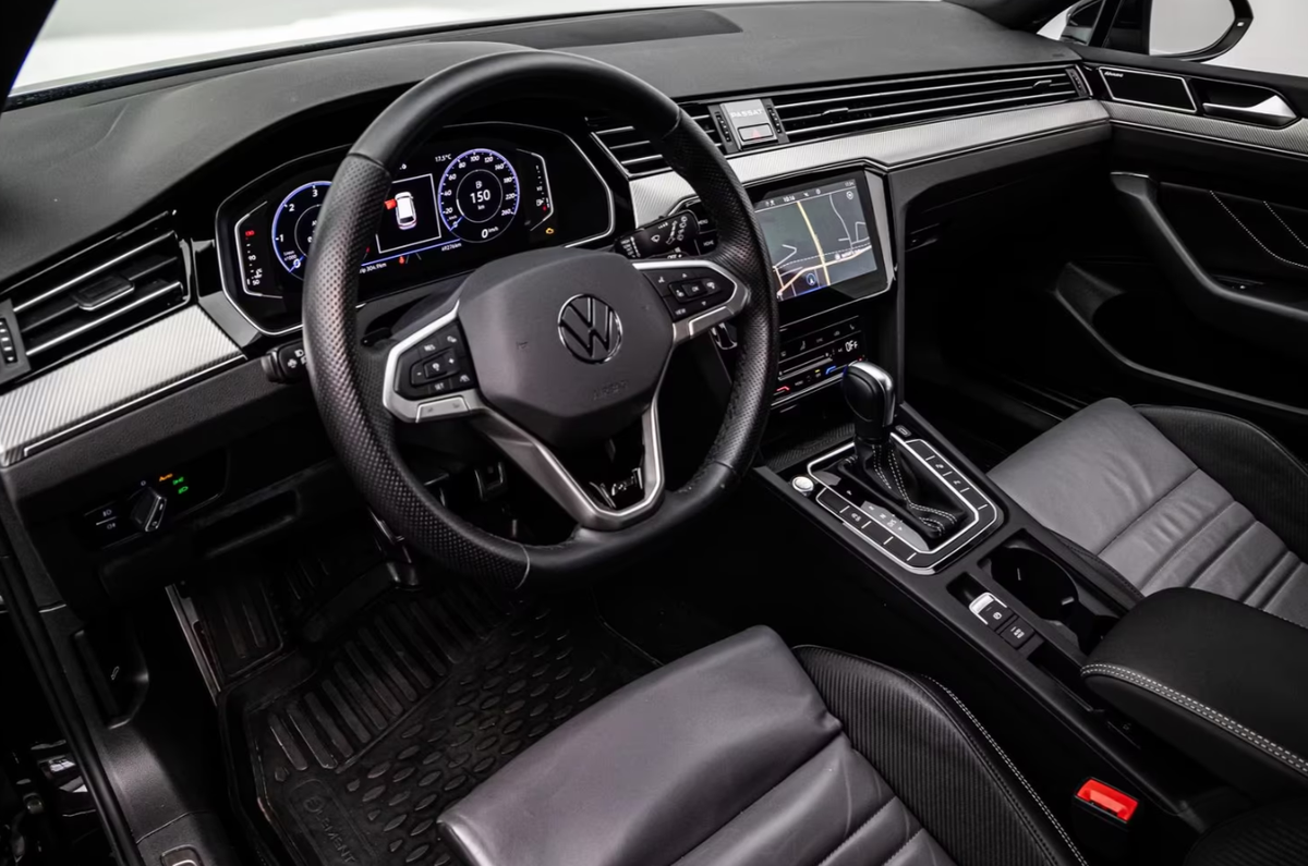 Volkswagen Passat SW VIII 2.0 TDI EVO 200ch R-Line 4Motion DSG7