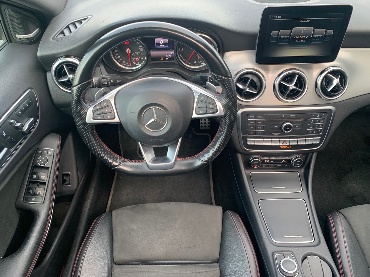 Mercedes-Benz GLA 177 | FASCINATION | Toit Panoramique NEUF | Caméra Recul | Attelage | 4MATIC