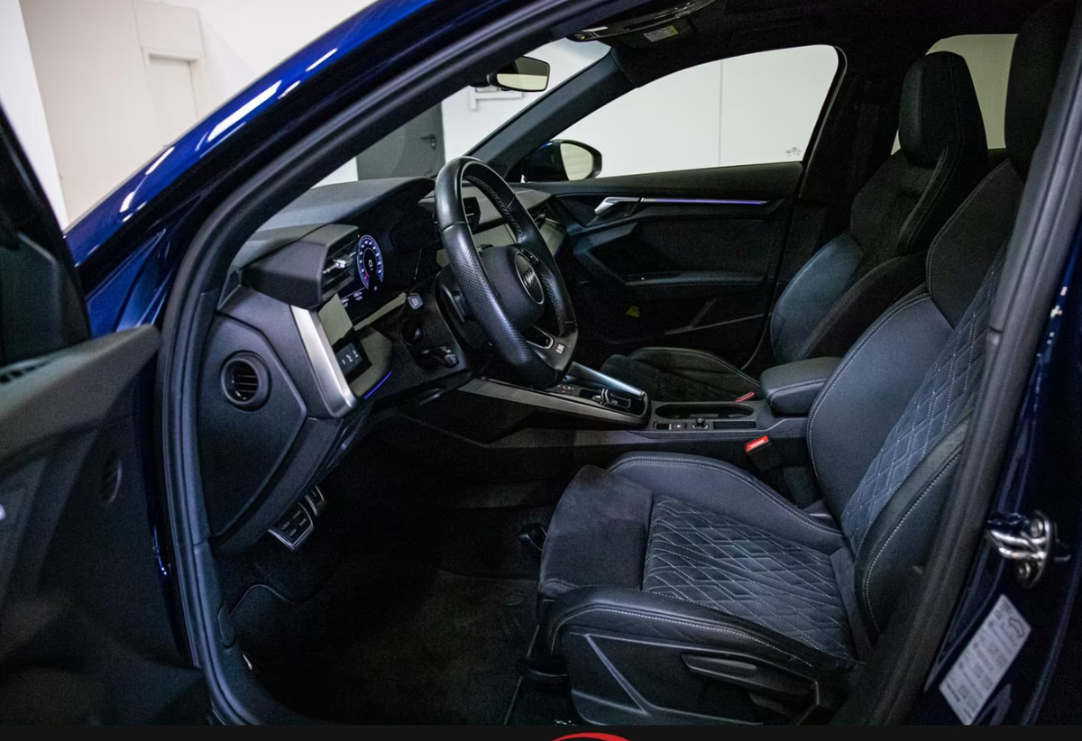 Audi S3 Berline IV 2.0 TFSI 310ch quattro S tronic 7 Bang&Olufsen Toit ouvrant Feux matrix