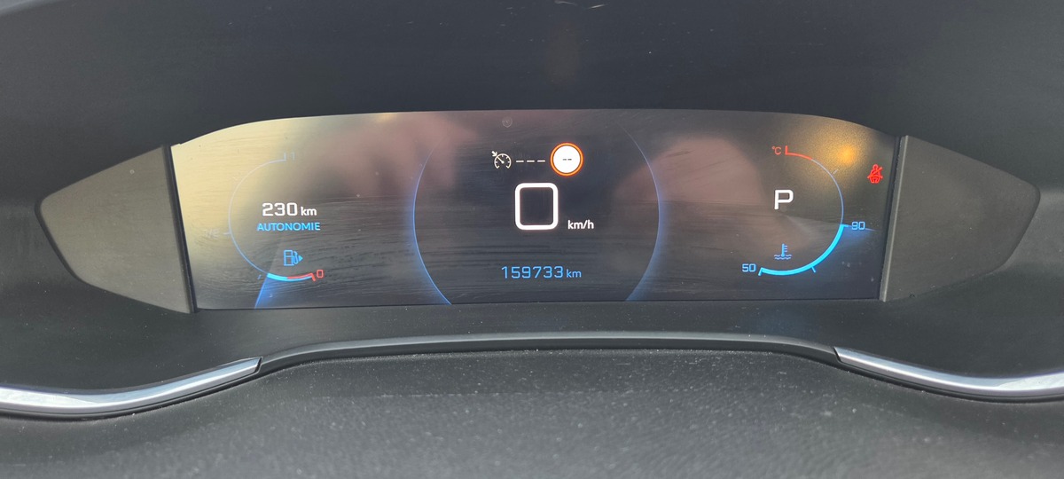 Peugeot 308 1.5 BHDi 130 CV EAT8  ACTIVE BUSINESS / 1ERE MAIN / TVA