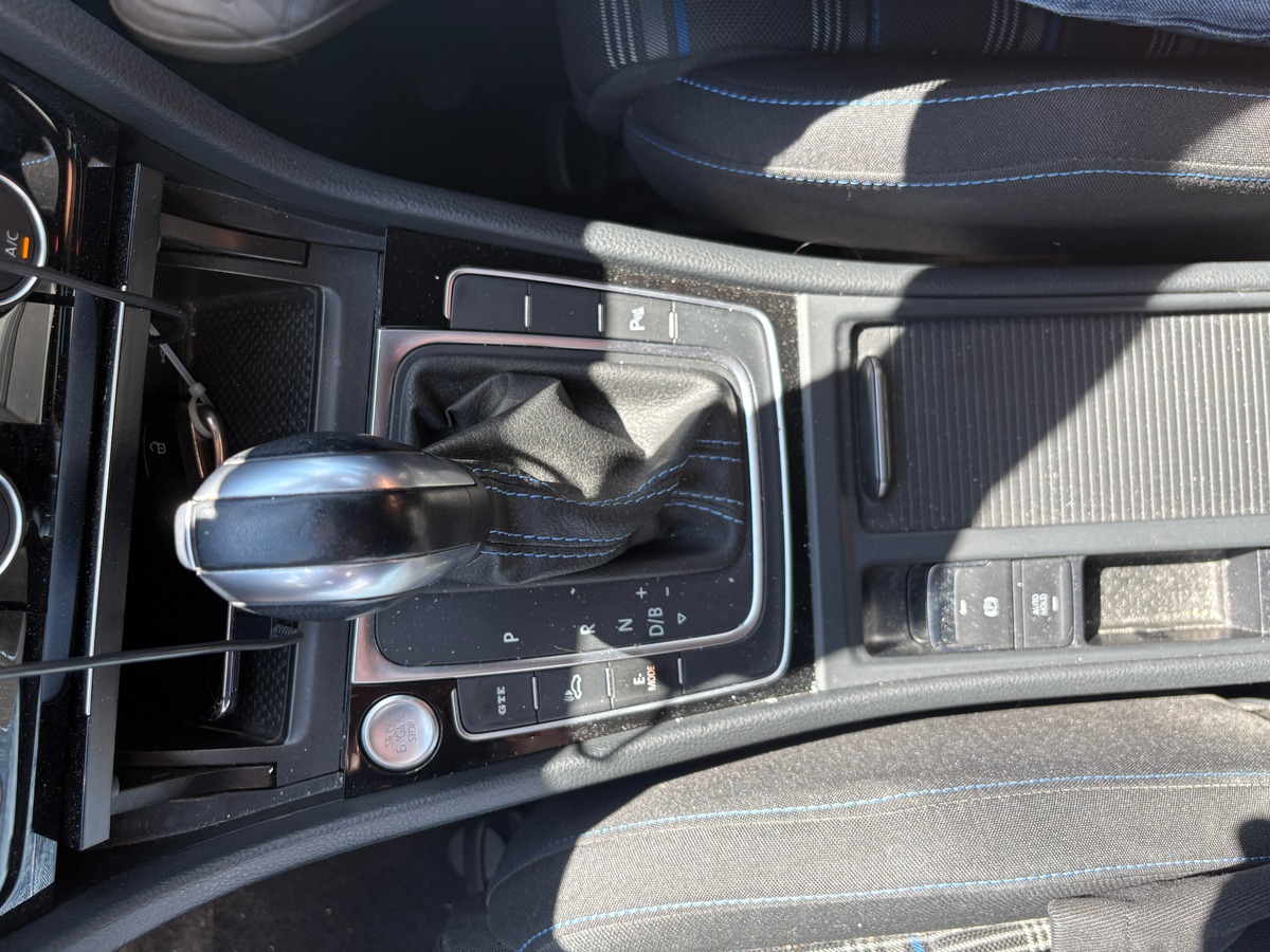 Volkswagen Golf VII Phase 2 GTE 1.4 TSI 16V 204 Hybrid DSG6