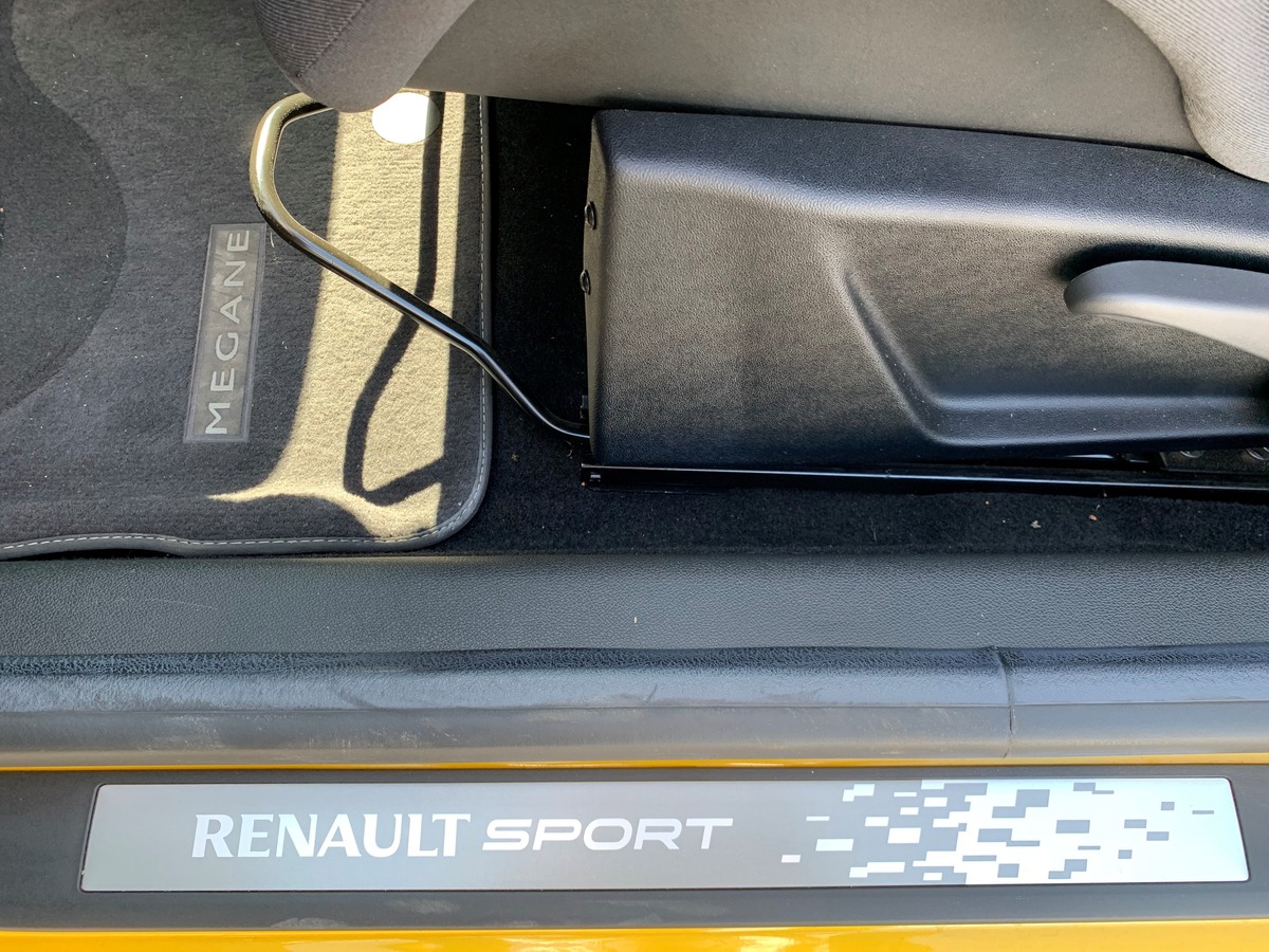 RENAULT Megane RS TROPHY | Exemplaire numéroté 187 | Véhicule en état exceptionnel et à l'état neuf