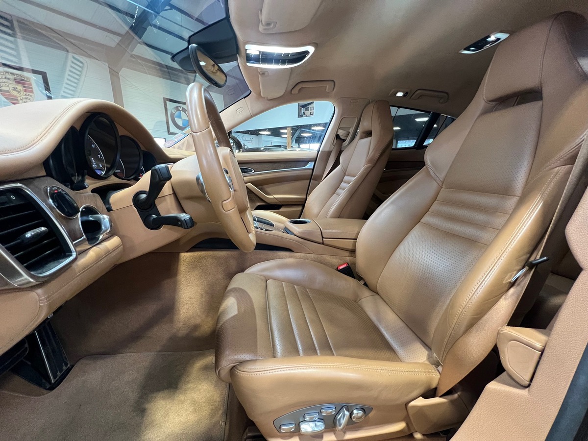 Porsche Panamera (2) GTS 4.8 V8 440 cv PDK (Fr + suivi complet)