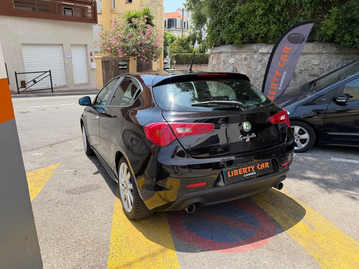 Alfa Romeo Giulietta 2.0 jtdm Courroie Neuve