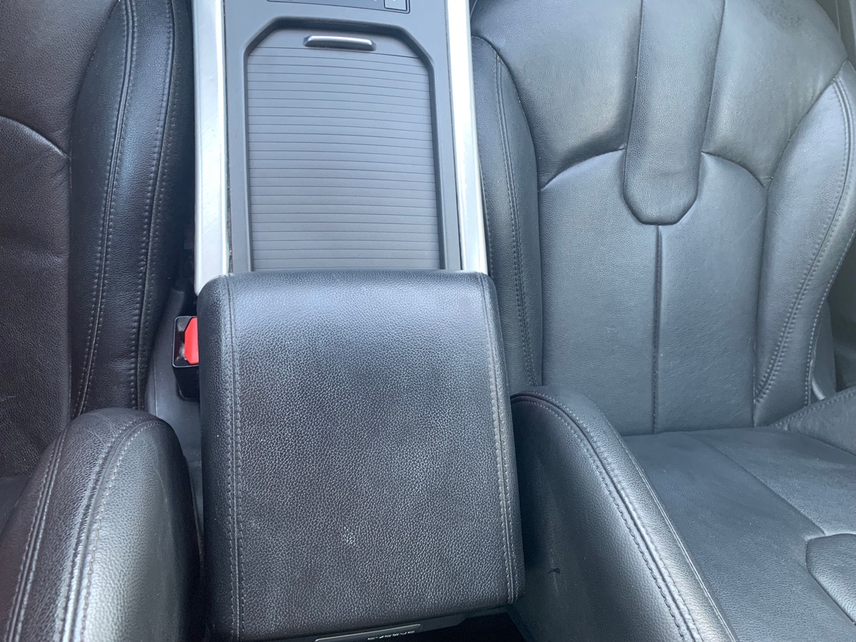 Land-Rover Range Rover Evoque 150 chevaux | Caméra de recul | Cuir | Attelage | Audio MERIDIAN
