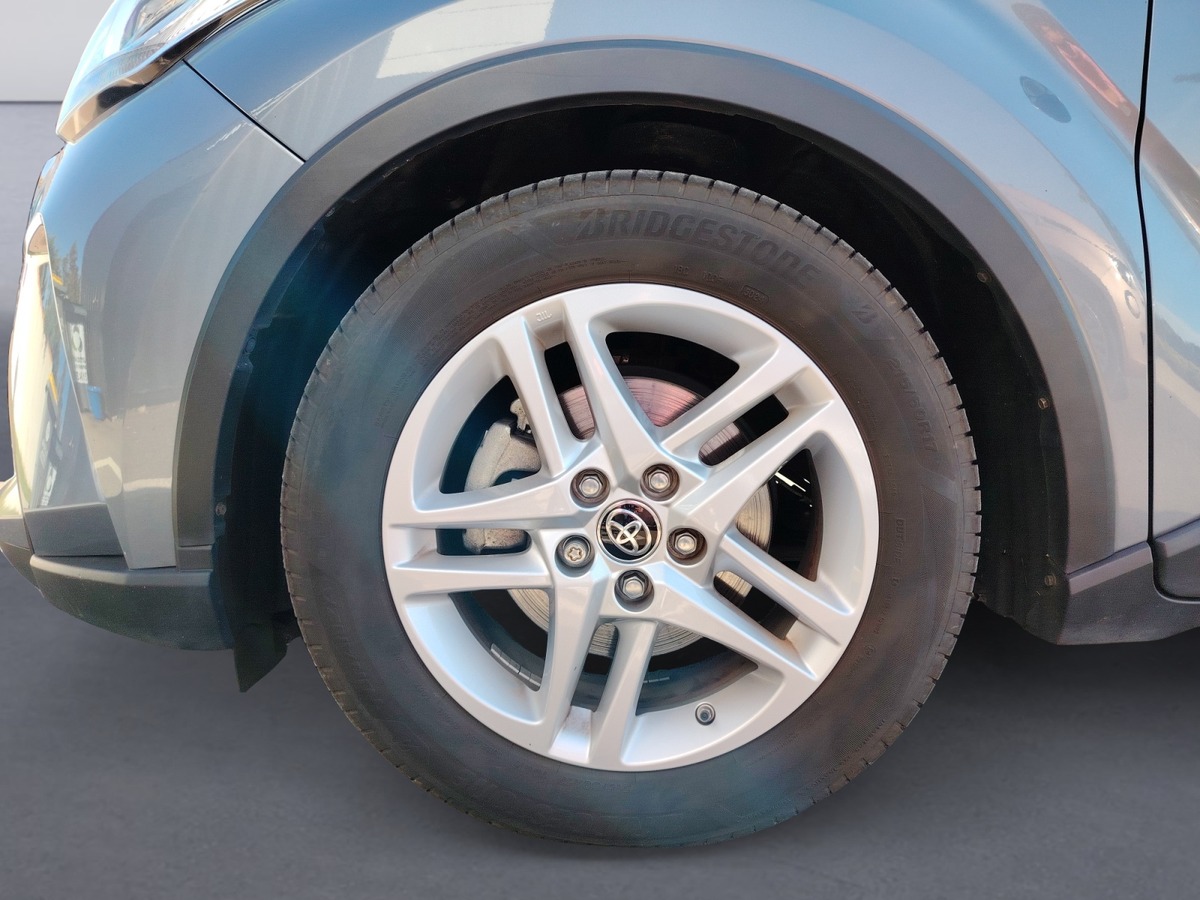 Toyota TOYOTA C HR 1.8 122 h design