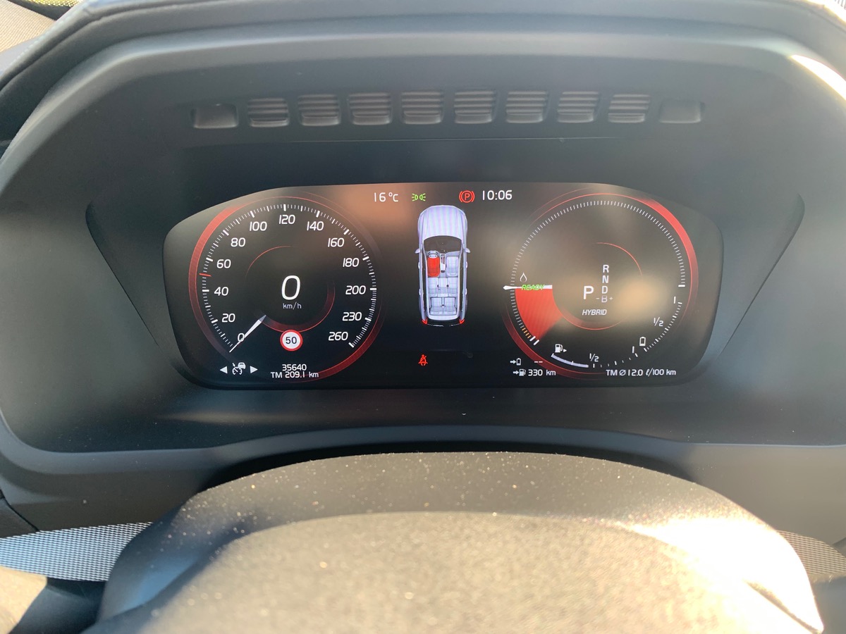 Volvo XC90 388 | R-DESIGN | Pack Prestige | Attelage | Toit ouvrant Panoramique | Caméra de recul