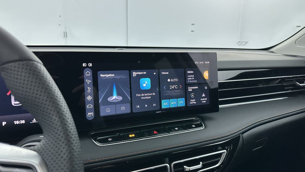 MG EHS 272 | 1.5T PHEV | Luxury | Caméra 360° | Compteur numérique 12,3''| PLUSIEURS COLORIS