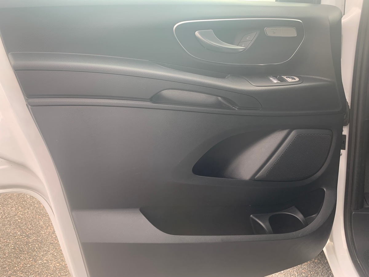Mercedes-Benz Vito Fg 163 | Compact | TVA Récupérable | 4X4 | Apple car Play | Caméra recul | Attelage