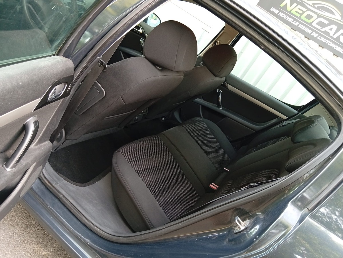 Peugeot 407 407 2.0 HDi140 Confort Pack FAP
