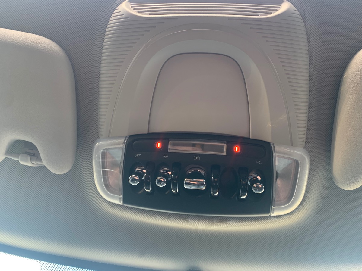 Mini Mini 102 ch | Shoreditch | GPS | Bluetooth | Régulateur de vitesse | Toit ouvrant Panoramique